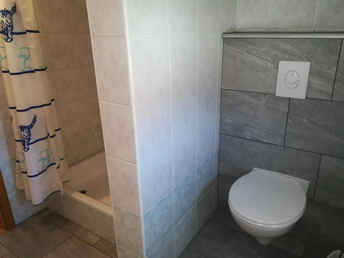 アパート Apartmenthaus ラブ