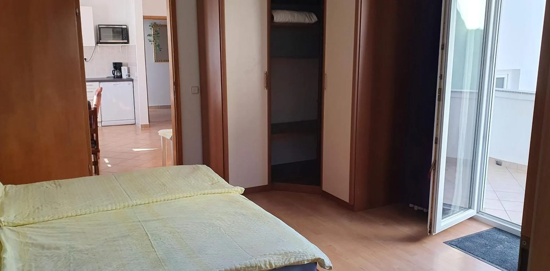 Apartmenthaus ラブ